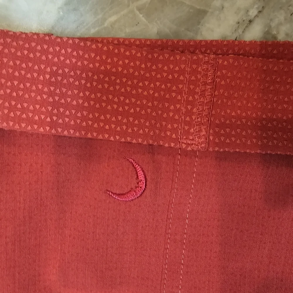Zyia Active Red Performance Shorts Men’s Size Large Polyester Stretch